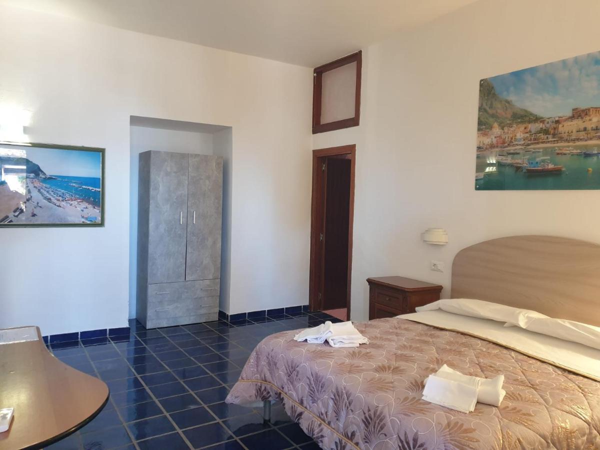 Hotel Mareluna Ischia Forio di Ischia Εξωτερικό φωτογραφία