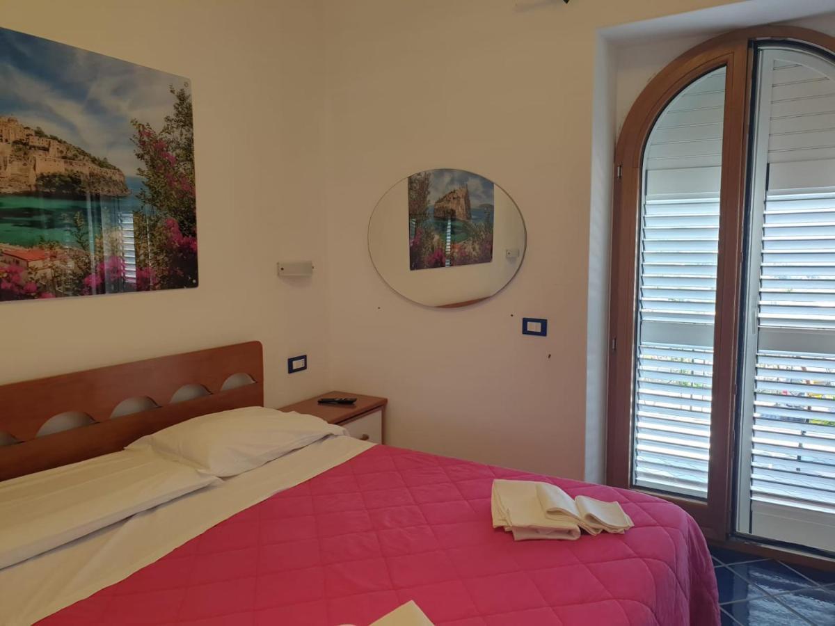 Hotel Mareluna Ischia Forio di Ischia Εξωτερικό φωτογραφία